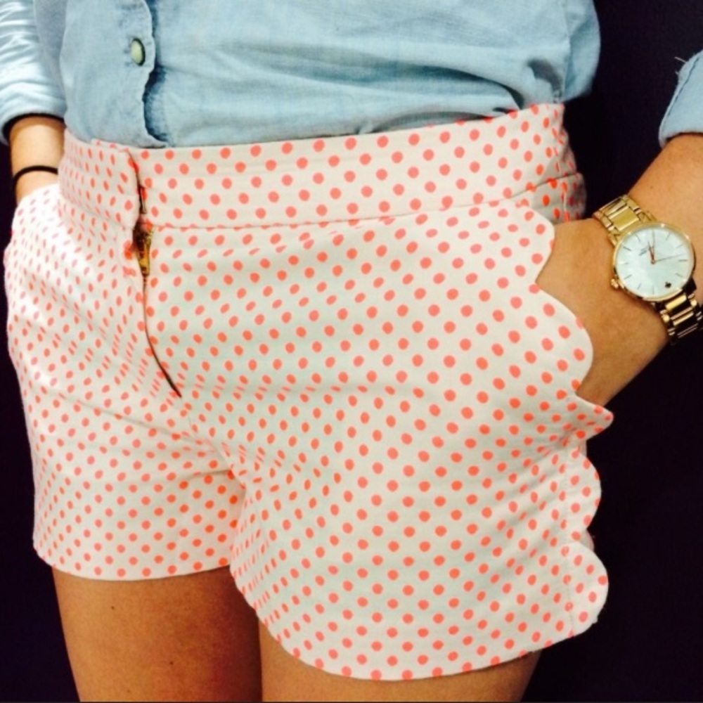 J.Crew cotton blend scallop-pocket shorts in a pink polka-dot print Size 10